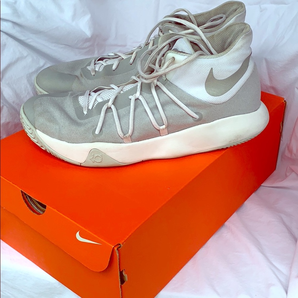 Nike Men’s KD 10.5 gently used